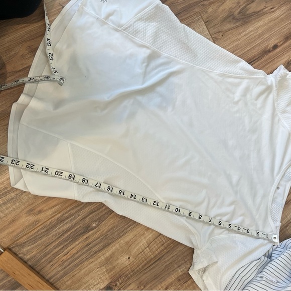 athleta lightspeed short sleeve tee white - Picture 7 of 8